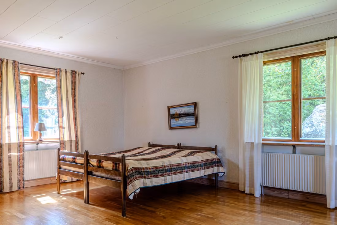 Hof am See mit über 10 ha und Werkstatt