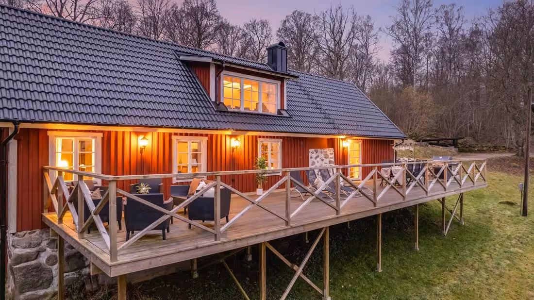Alte Villa mit Wald und Feldern bei Vinslöv